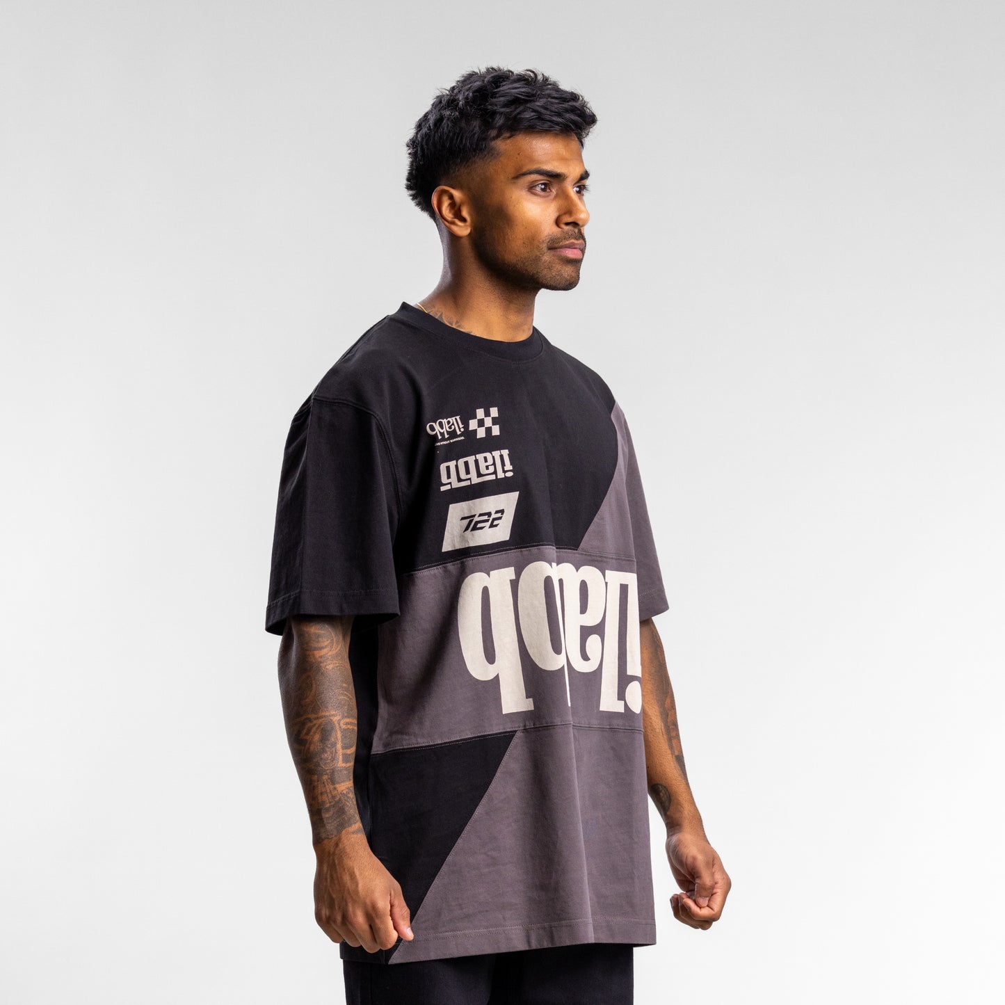 Race 2.0 Cut Block Tee Unisex WASHED BLACK