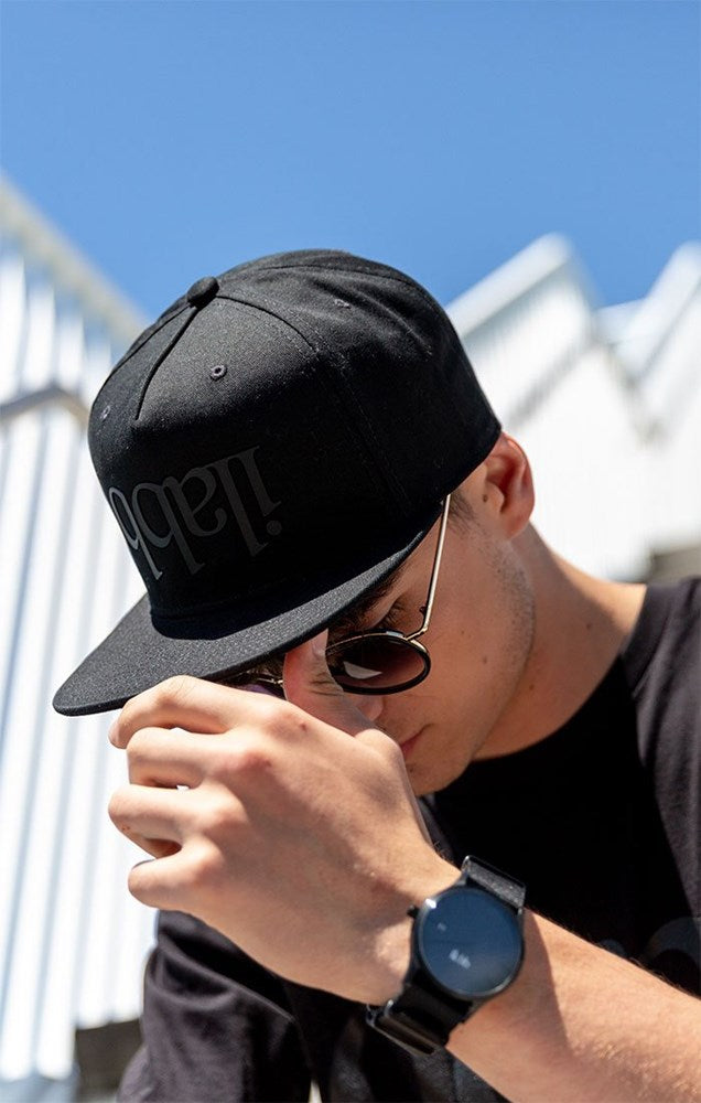 Capsize Snapback Cap - ilabb